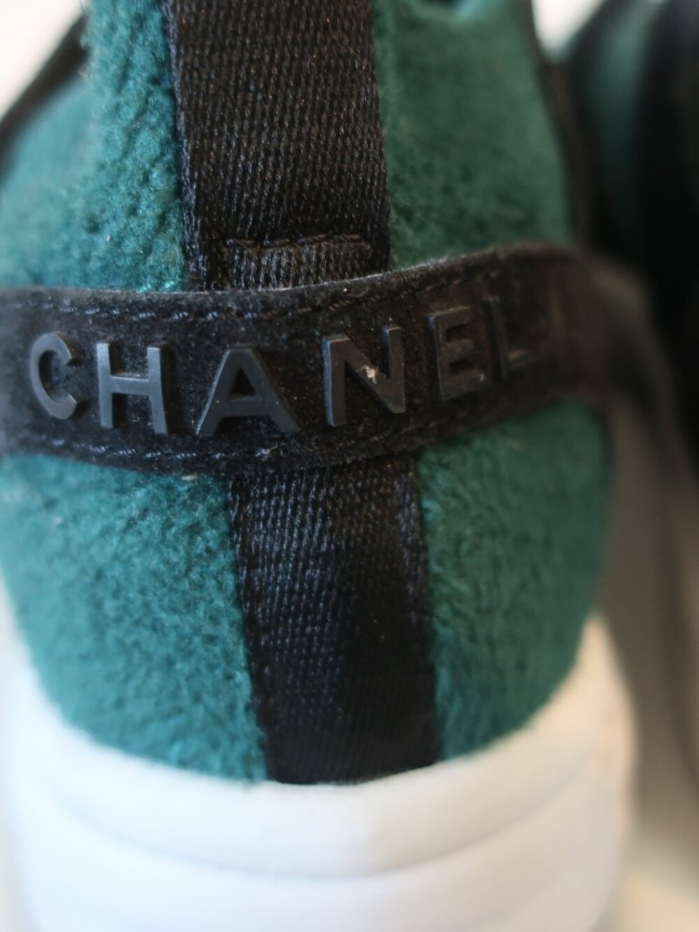 Authentic Womens Chanel Green Black Sport Fashion Tweed Sneaker Shoes 36 US/6 - Picture 6 of 16